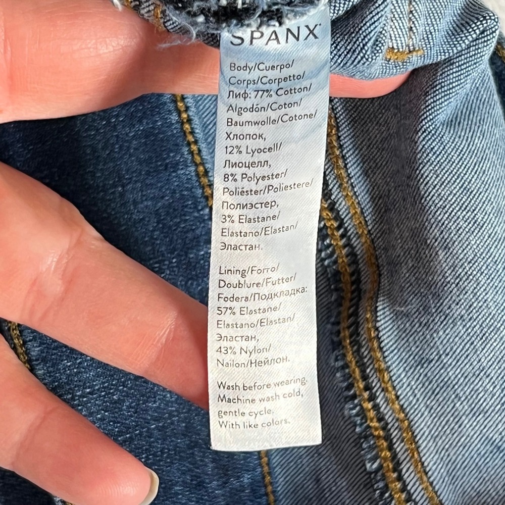 Spanx Womens‎ S Ankle Skinny Jeans Dark Blue Wash Distressed Raw Hem Small - Picture 8 of 9